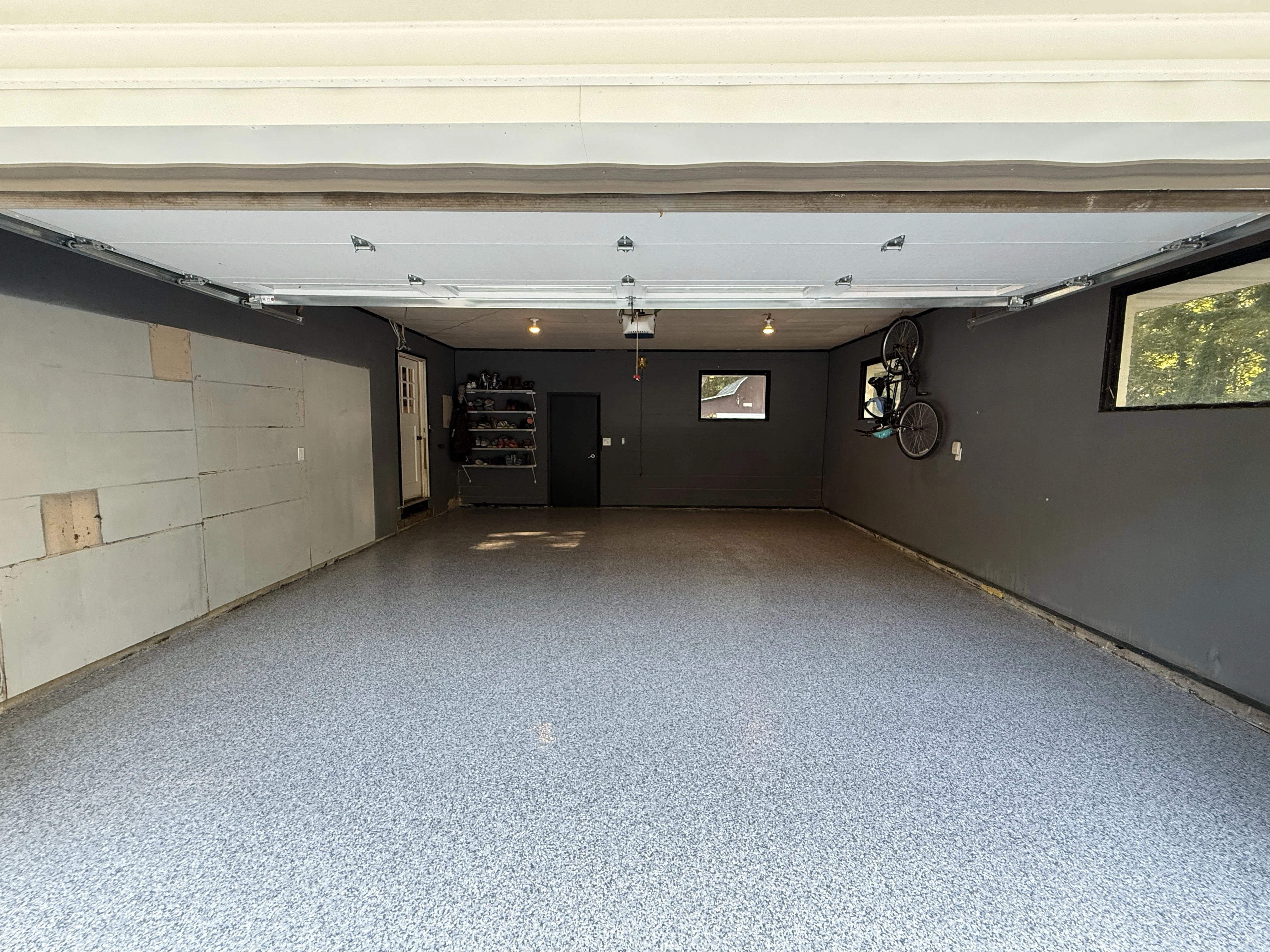 Flake chip epoxy garage floor coating by The Coat Goats